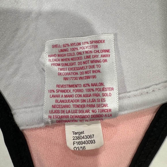 Swim Top Size L. - Picture 7 of 7